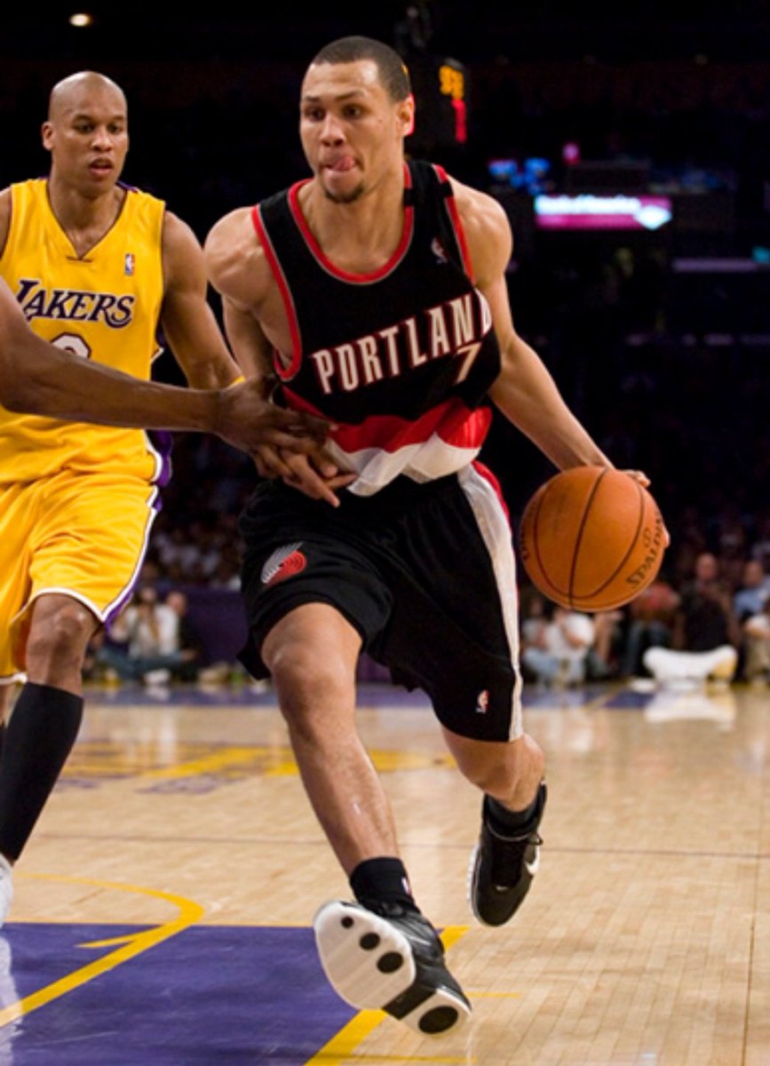 三场三球的 三场三球的